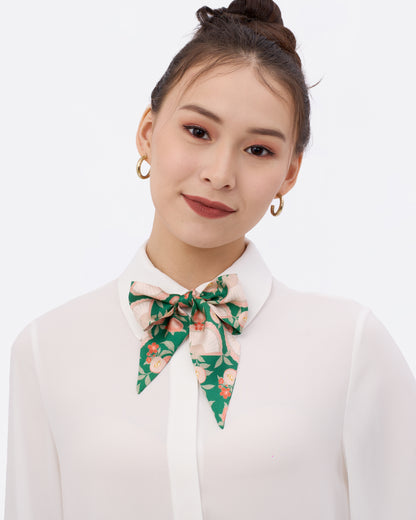 Golden Peaches Emerald silk bandeau with hand-drawn Chinese peaches and ingots — Studio Qiling luxury silk hair accessory Singapore
